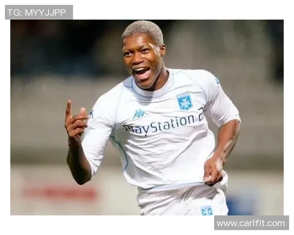 豪门恩怨与足球明星的精彩对决揭示排名背后的故事与传奇 豪门恩怨与足球明星的精彩对决揭示排名背后的故事与传奇