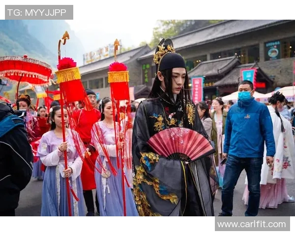 足球明星亲临武术表演现场感受中国传统文化魅力与激情碰撞