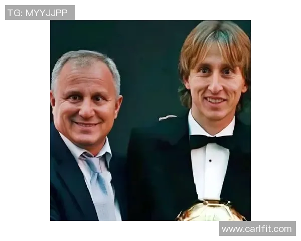 足球明星们如何在父亲节表达对父亲的感激与爱意