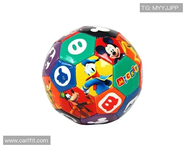 足球明星化身迪士尼卡通形象展现梦想与激情的奇幻旅程