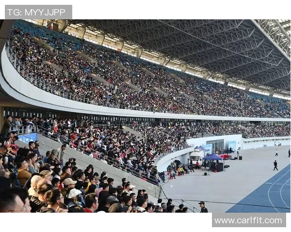 足球明星同框合影分享快乐时光朋友圈瞬间记录精彩瞬间与友谊的美好回忆