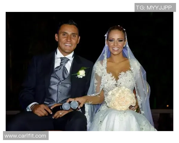 足球明星在爱情中展现专一情感的真实故事与背后坚持