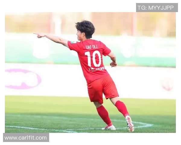 足球明星如何通过节奏感提升比赛表现与观众体验的完美结合 足球明星如何通过节奏感提升比赛表现与观众体验的完美结合